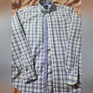 Boys Tailorbyrd size 16 dress shirt. Aqua/blue plaid. Excellent condition.
